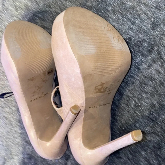 Jessica Simpson  Tan platform bow tie pumps Sz 6 - Picture 12 of 13